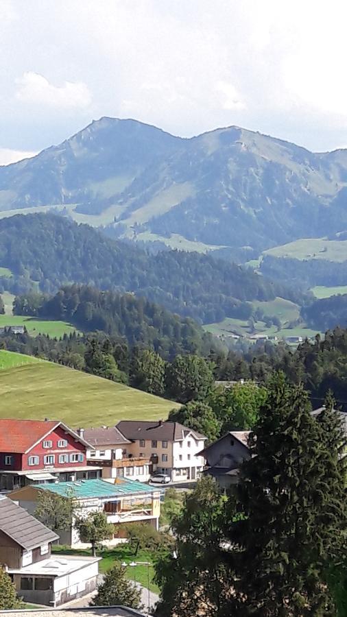 Hotel Gasthof Hirschen Langenegg Exterior foto